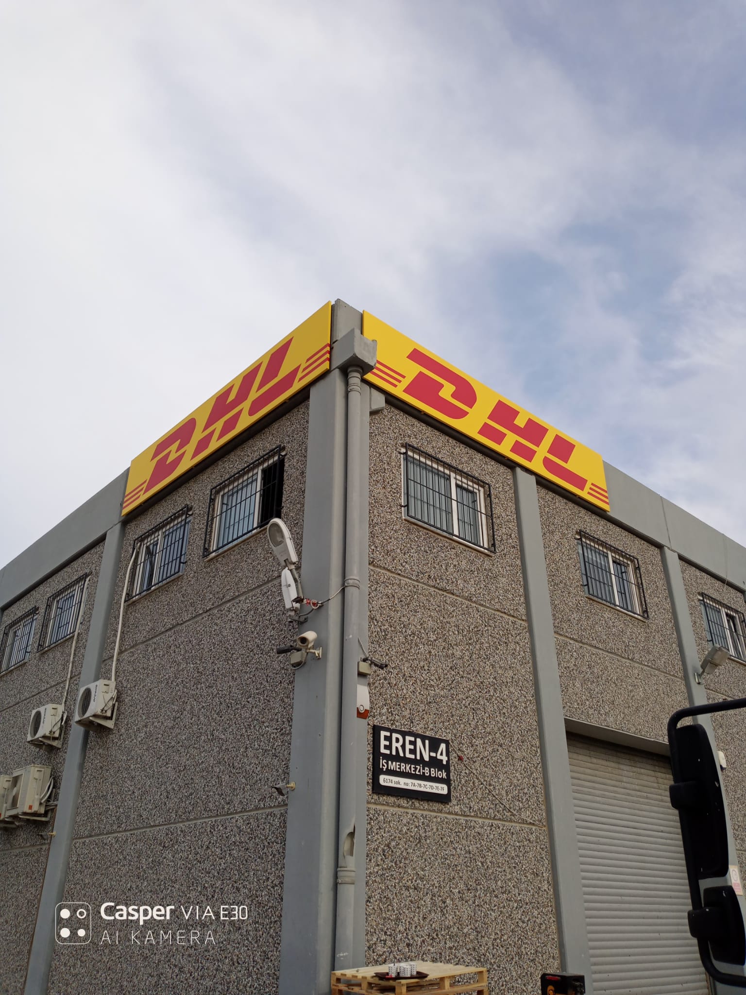 DHL Kargo Işıksız Tabela İzmir- 303